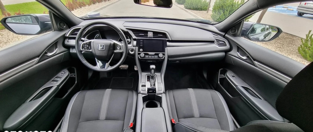 Honda Civic cena 73599 przebieg: 50000, rok produkcji 2020 z Rzeszów małe 172